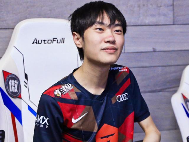 员搭档时 员搭档时