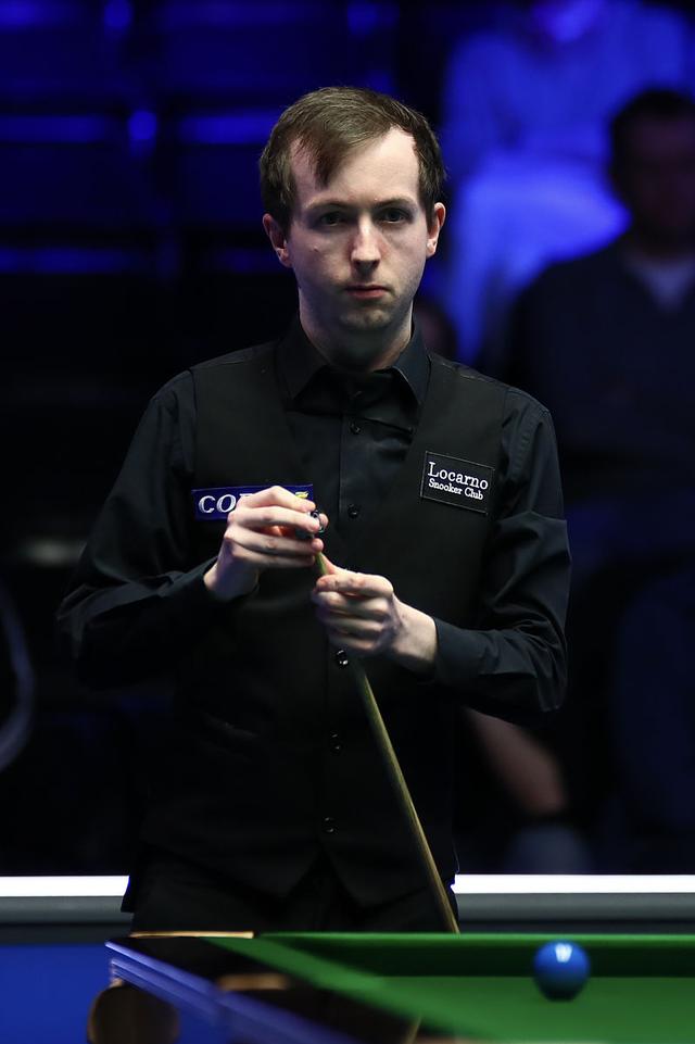 他的脊椎结 他的脊椎结