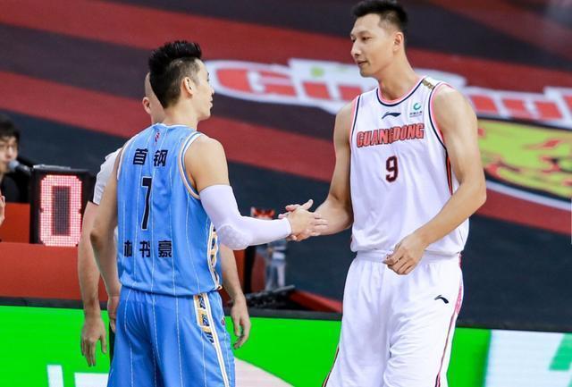 阵容年龄再 阵容年龄再