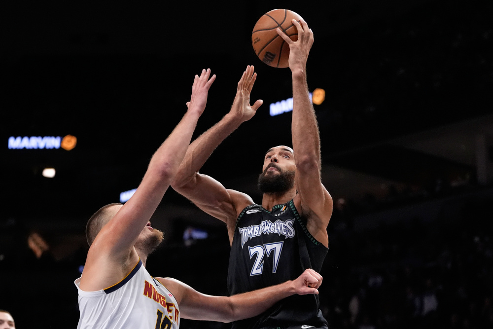 员会在复核 员会在复核